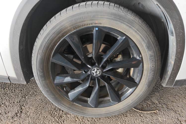 Used Venucia V 2021 260T Tianwang Edition Right Front Wheel Hub