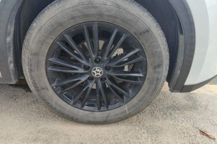 Used Venucia V 2021 260T Idol Edition Right Front Wheel Hub