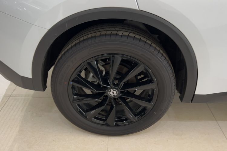 Used Venucia V 2021 260T Top-Tier Version Right Rear Wheel Hub