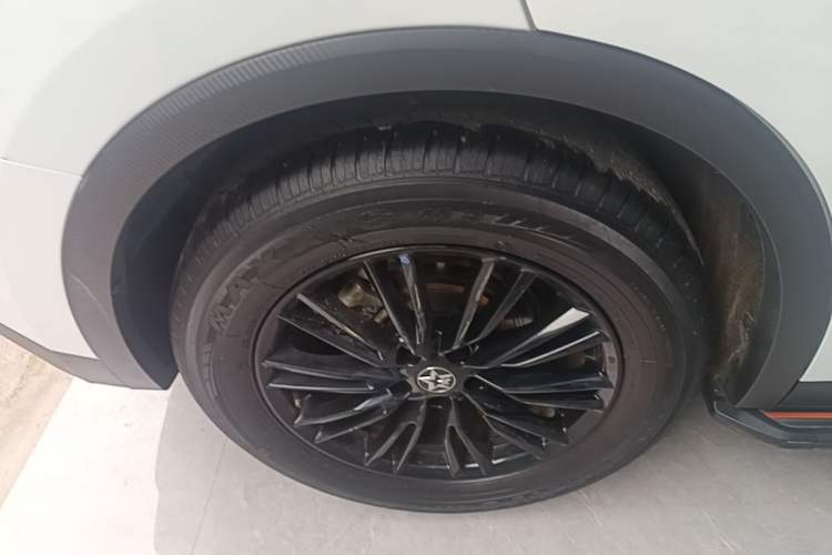 Used Venucia V 2021 260T Idol Edition Right Rear Wheel Hub