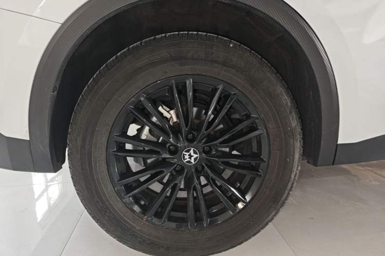 Used Venucia V 2021 260T Idol Edition Right Rear Wheel Hub