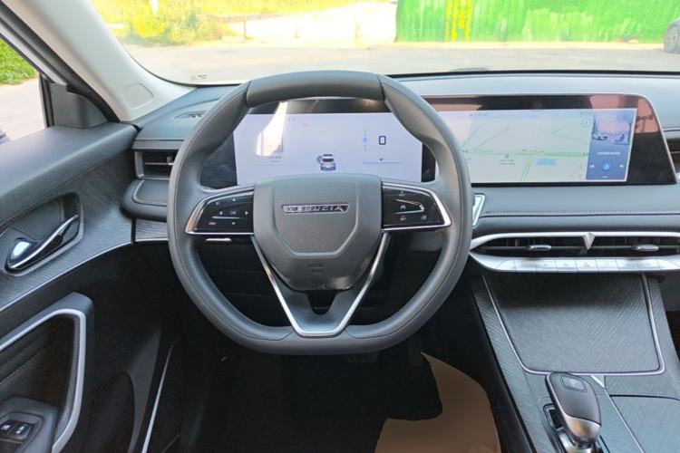 Used Venucia V 2021 260T Idol Edition Steering Wheel