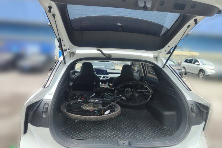 Used Venucia V 2021 260T Idol Edition Trunk