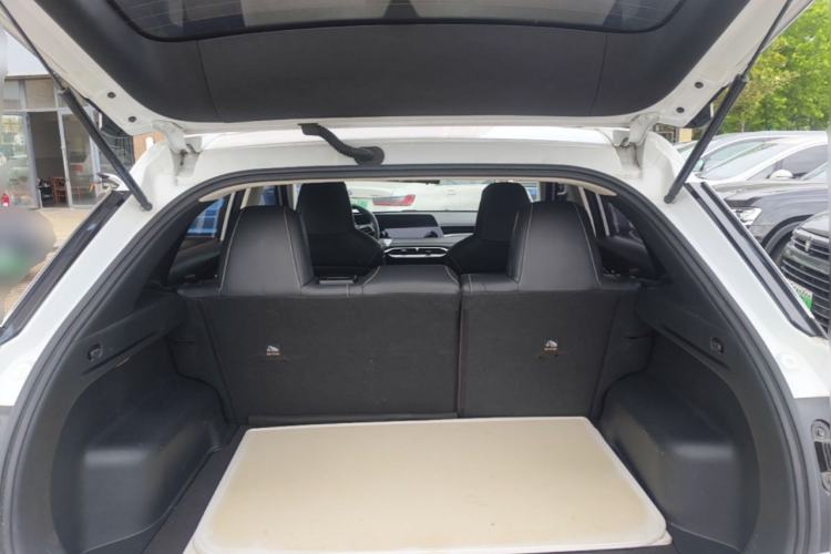 Used Venucia V 2021 260T Idol Edition Trunk