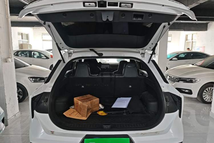 Used Venucia V 2021 260T Idol Edition Trunk
