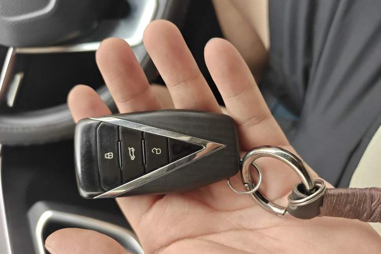Used Venucia V 2021 260T Idol Edition Vehicle Key