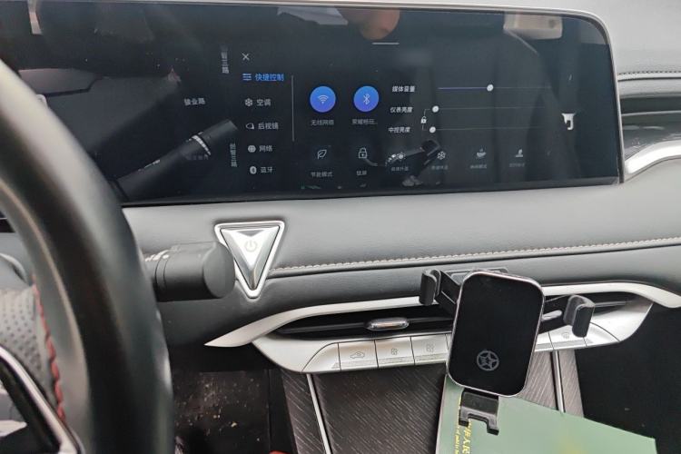 Used Venucia V 2022 260T Black Horse Edition · Idol Audio And AC Panel