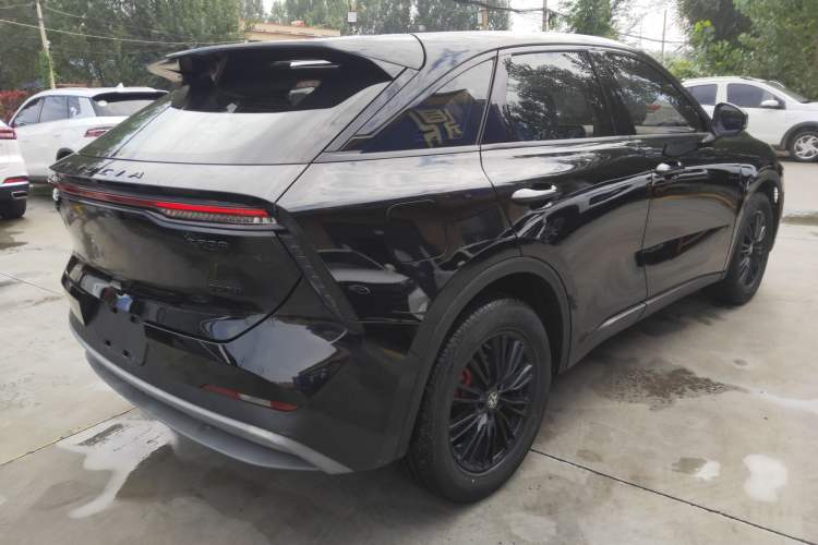 Used Venucia V 2022 260T Black Horse Edition · Idol Exterior 5