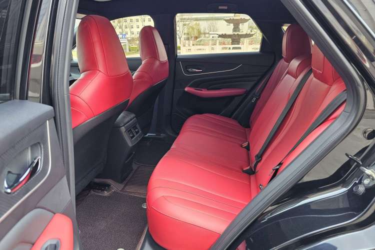 Used Venucia V 2022 260T Black Horse Edition · Idol Interior 2