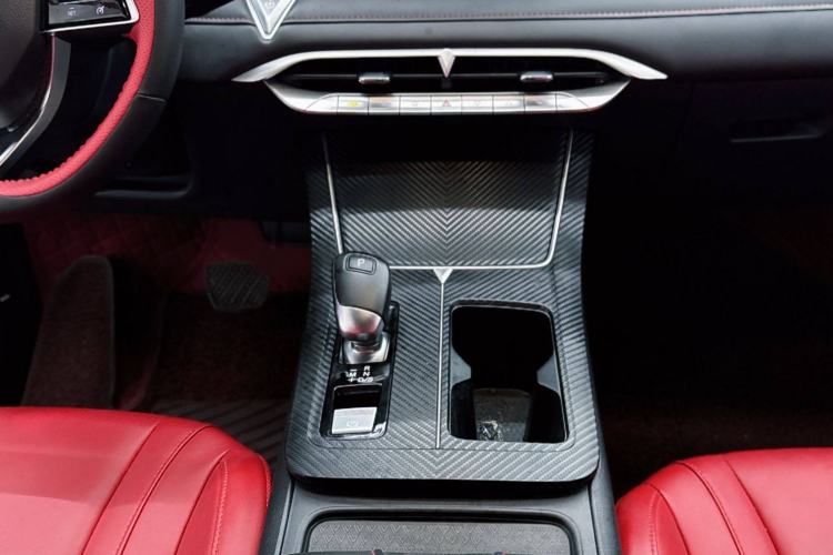 Used Venucia V 2022 260T Black Horse Edition · Idol Interior 3