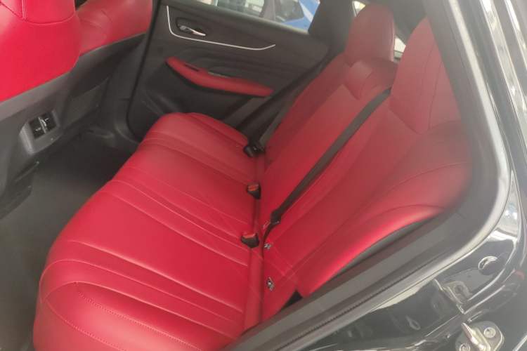 Used Venucia V 2022 260T Black Horse Edition · Idol Interior 4