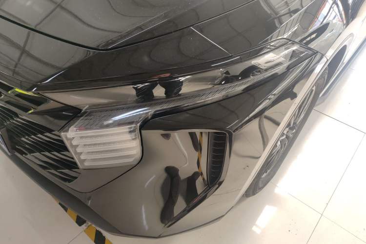 Used Venucia V 2022 260T Black Horse Edition · Idol Left Front Headlight