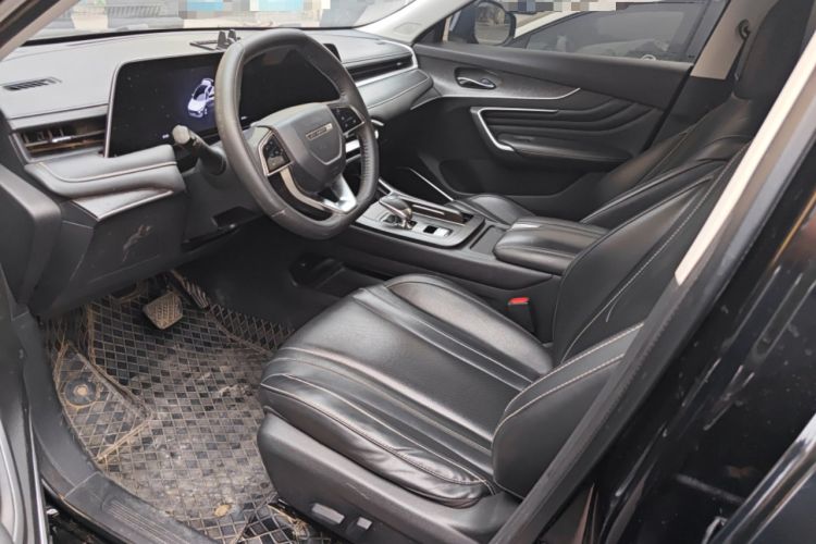 Used Venucia V 2022 260T Black Horse Edition · Idol Left Front Seat