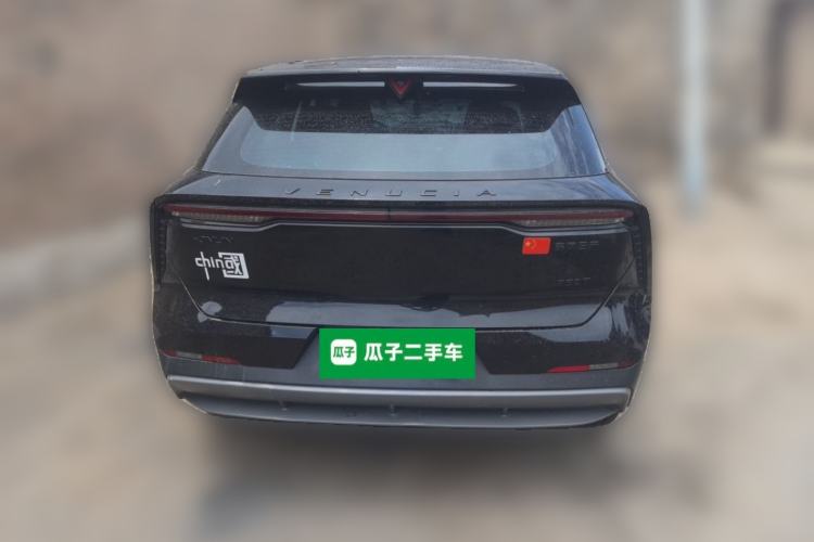 Used Venucia V 2022 260T Black Horse Edition · King Rear
