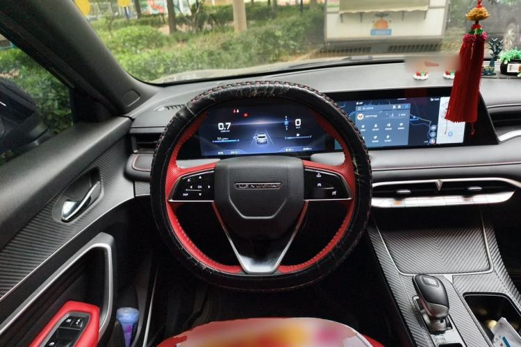 Used Venucia V 2022 260T Black Horse Edition · Idol Steering Wheel