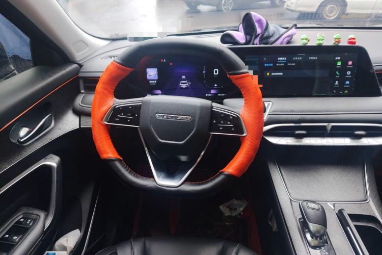Used Venucia V 2022 260T Black Horse Edition · King Steering Wheel