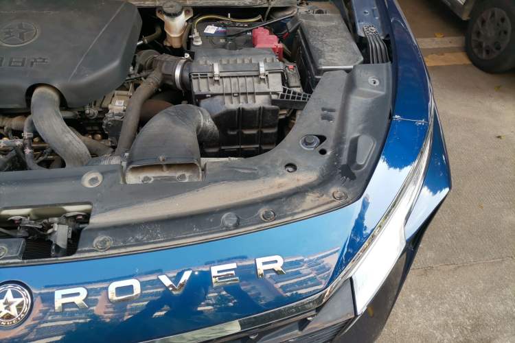 Used Venucia V 2022 260T Black Horse Edition · Idol Engine Bay Left
