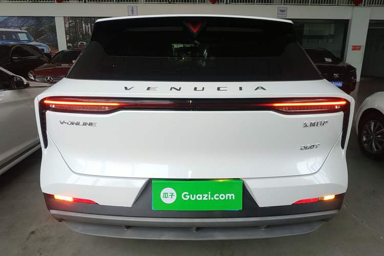 Used Venucia V 2022 260T Black Horse Edition · Idol Rear