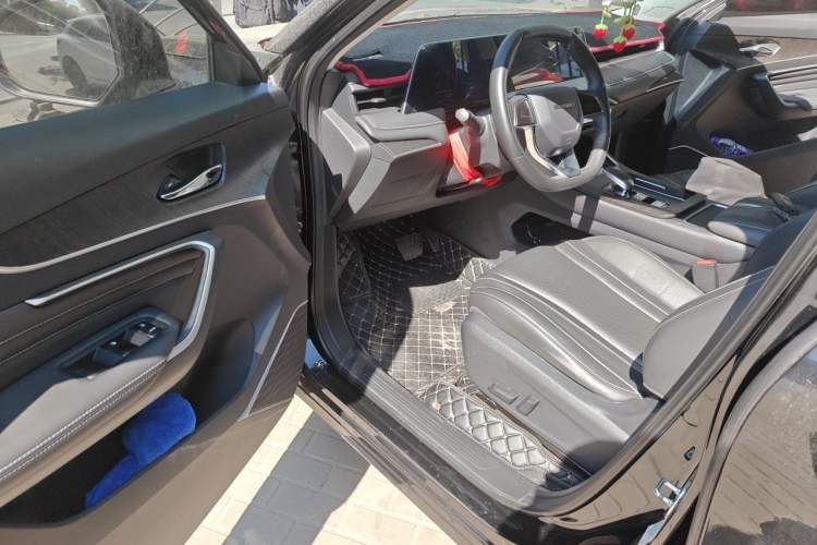 Used Venucia V 2023 260T Idol Edition Pro Driver Seat