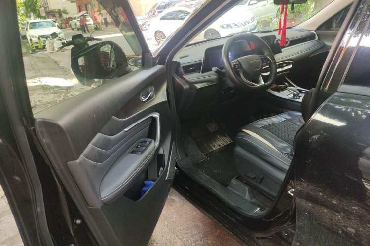 Used Venucia V 2023 260T Black Horse Edition Pro Driver Seat