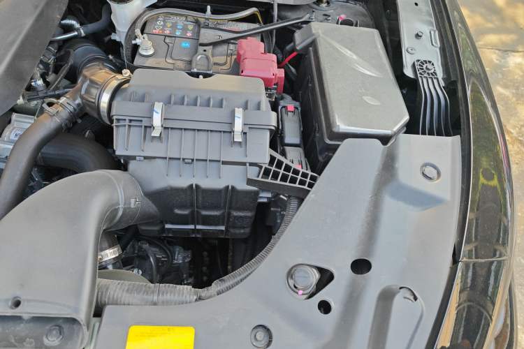 Used Venucia V 2023 260T Black Horse Edition Pro Engine Bay Left