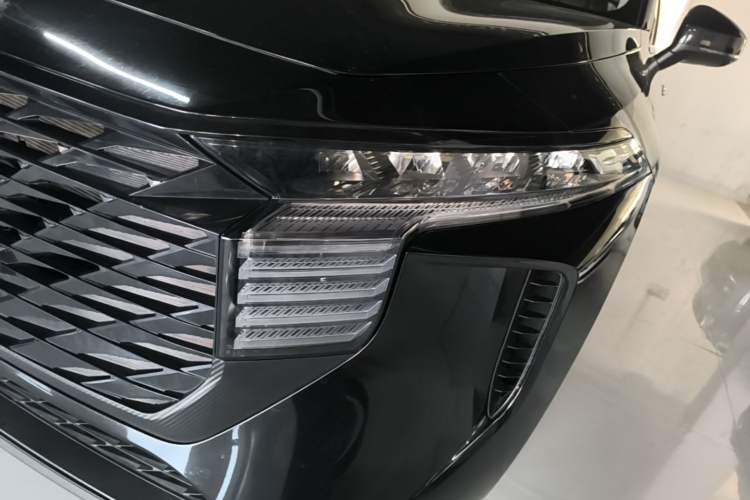 Used Venucia V 2023 260T Black Horse Edition Pro Left Front Headlight