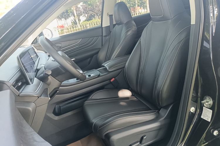 Used Venucia V 2023 260T Black Horse Edition Pro Left Front Seat