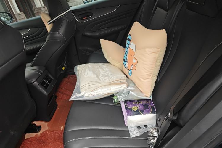 Used Venucia V 2023 260T Idol Edition Pro Left Rear Seat