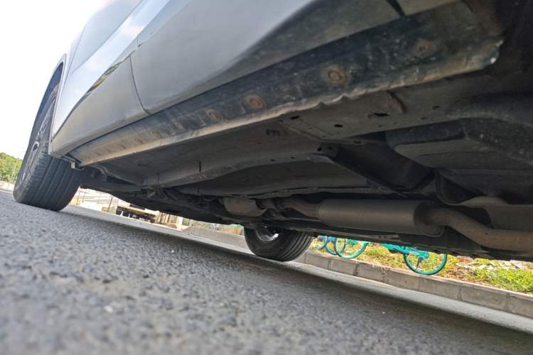 Used Venucia V 2023 260T Black Horse Edition Pro Left Side Sill