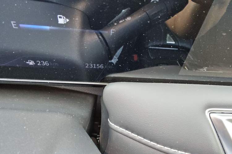Used Venucia V 2023 260T Black Horse Edition Pro Odometer Close Up