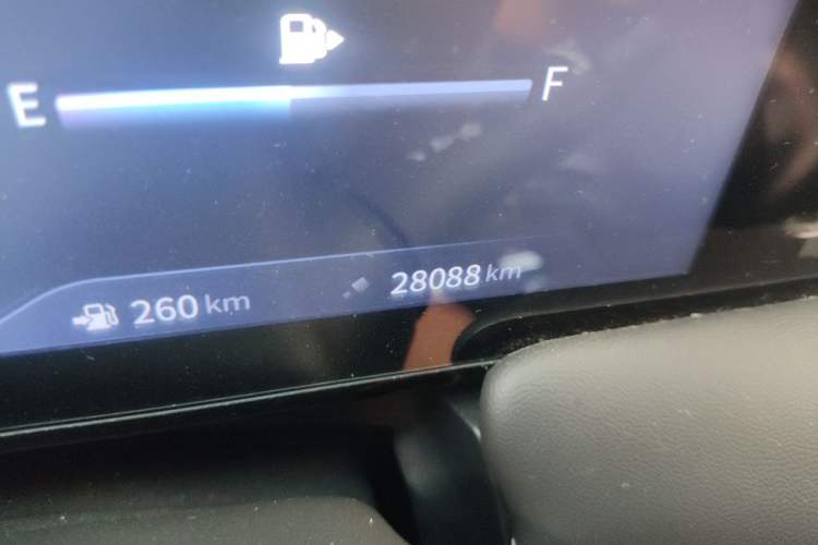 Used Venucia V 2023 260T Black Horse Edition Pro Odometer Close Up