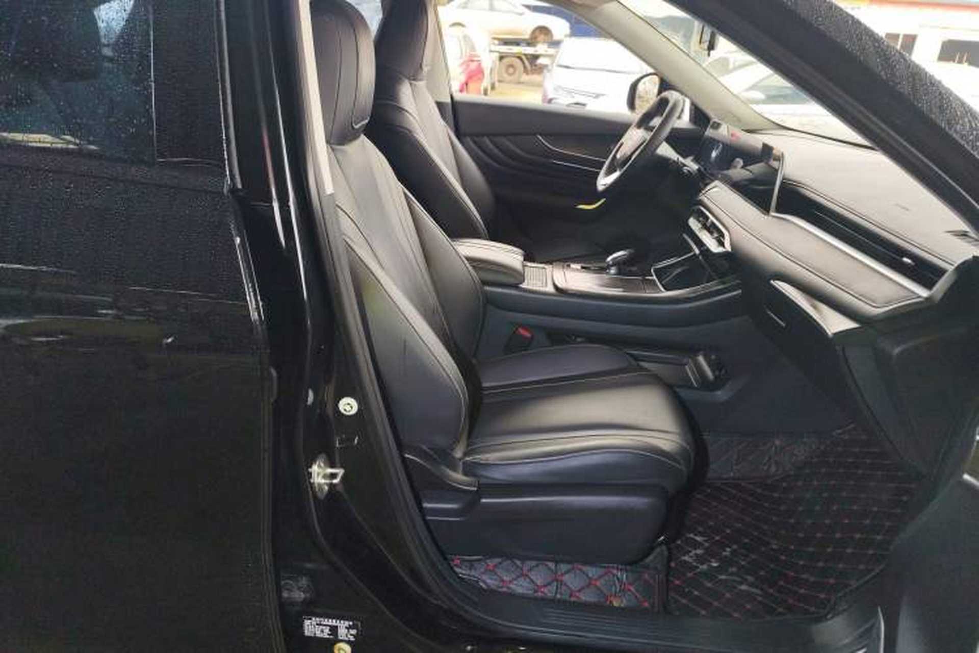 Used Venucia V 2023 260T Top-Tier Pro Edition Right Front Seat