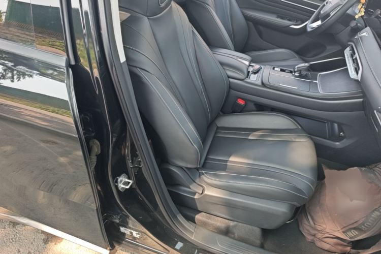 Used Venucia V 2023 260T Black Horse Edition Pro Right Front Seat