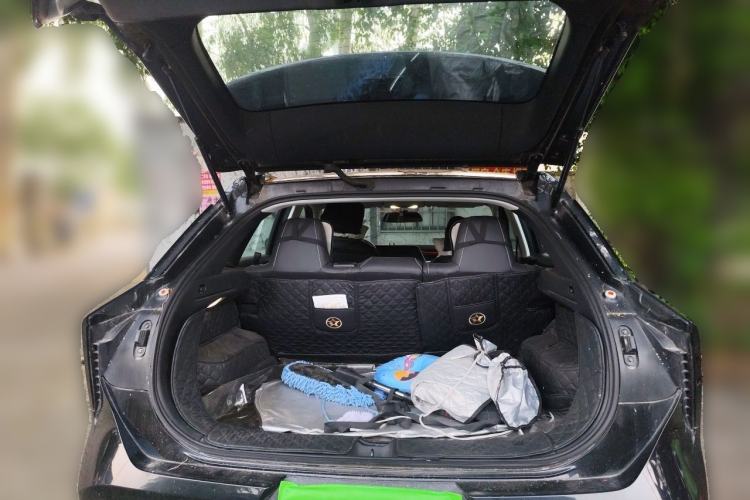 Used Venucia V 2023 260T Black Horse Edition Pro Trunk