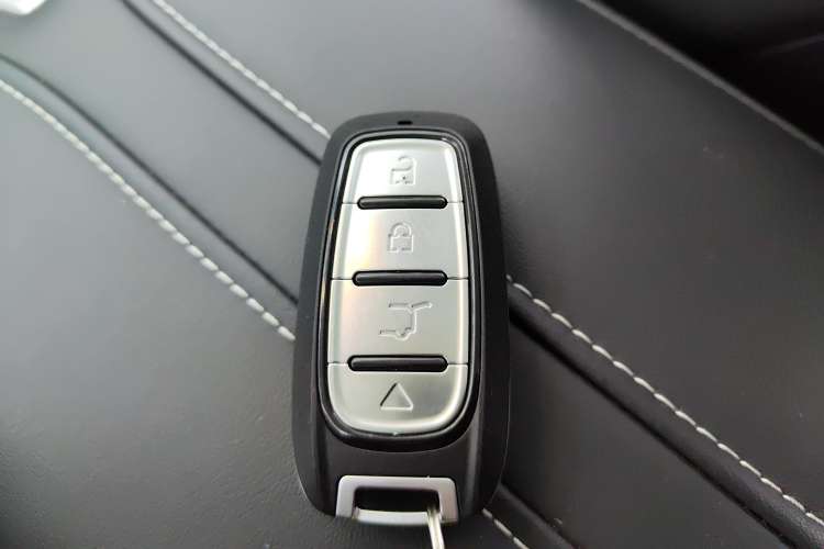 Used Venucia V 2023 260T Top-Tier Pro Edition Vehicle Key