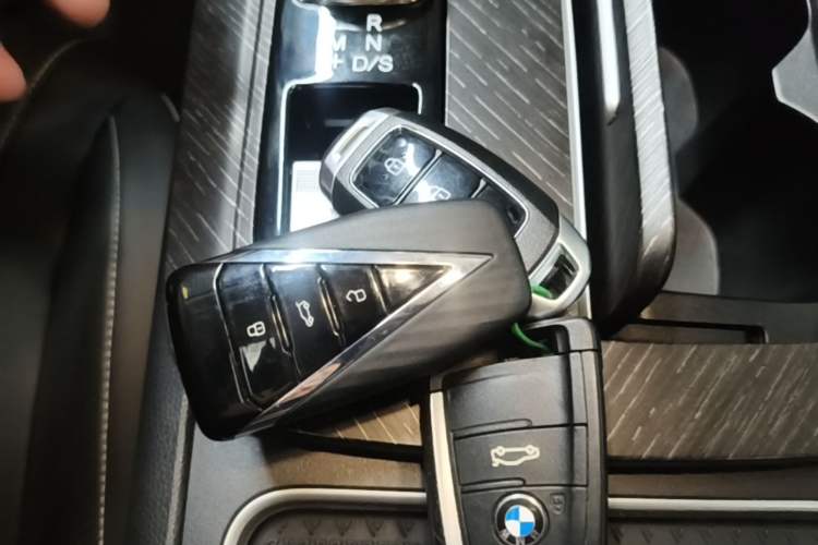 Used Venucia V 2023 260T Black Horse Edition Pro Vehicle Key