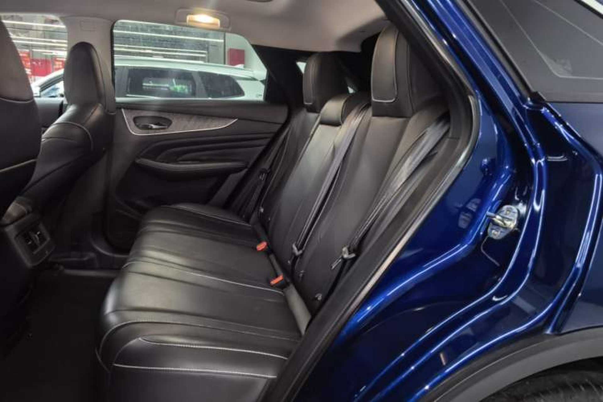 Used Venucia V 2023 260T Idol Edition Pro Left Rear Seat