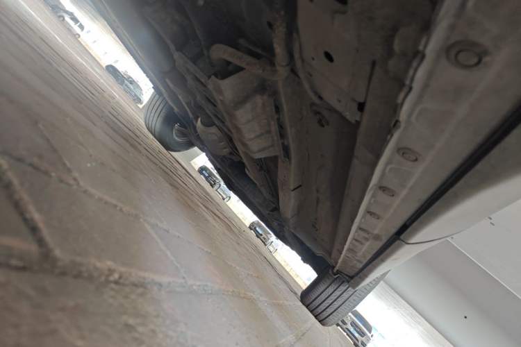 Used Venucia V 2023 260T Idol Edition Pro Chassis Rear Right