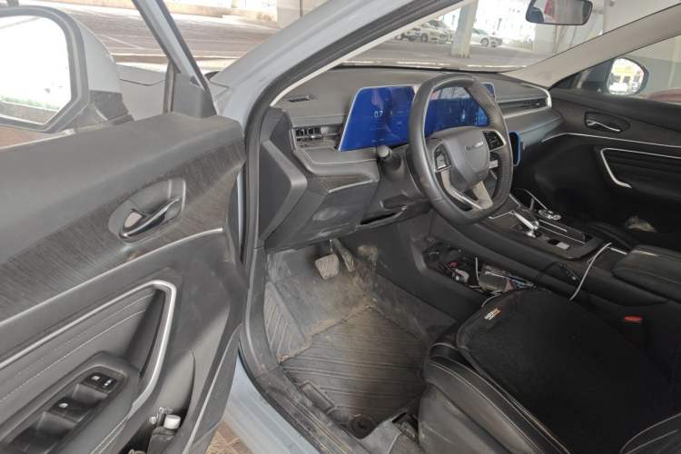Used Venucia V 2023 260T Idol Edition Pro Driver Seat