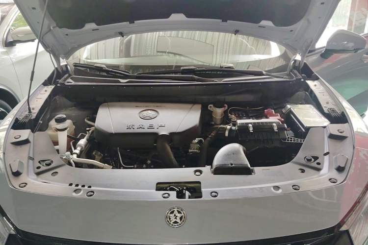Used Venucia V 2023 260T Idol Edition Pro Engine Bay