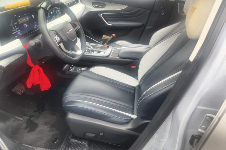 Used Venucia V 2023 260T Idol Edition Pro Left Front Seat