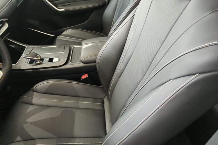 Used Venucia V 2023 260T Idol Edition Pro Left Front Seat