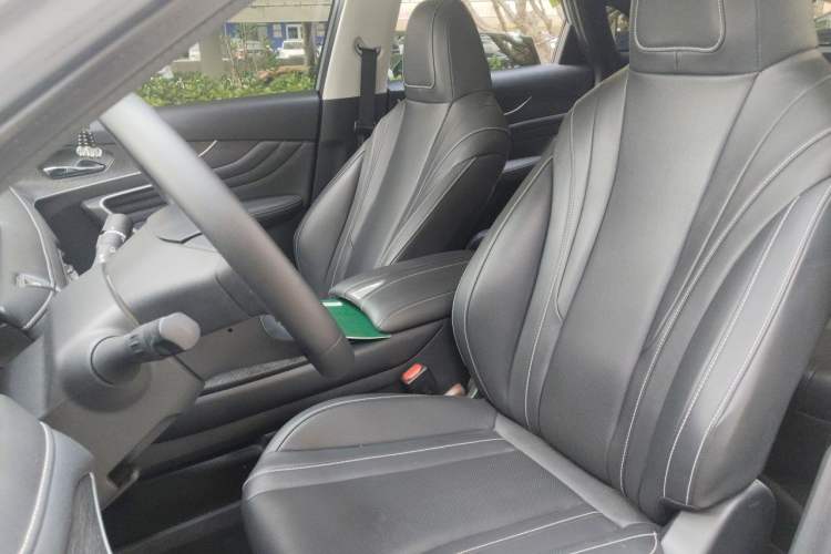 Used Venucia V 2023 260T Idol Edition Pro Left Front Seat