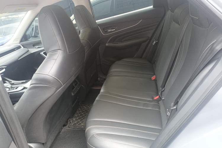 Used Venucia V 2023 260T Idol Edition Pro Left Rear Seat