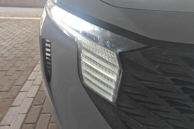 Used Venucia V 2023 260T Idol Edition Pro Right Front Headlight