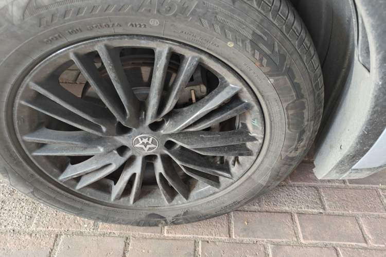 Used Venucia V 2023 260T Idol Edition Pro Right Front Wheel Hub