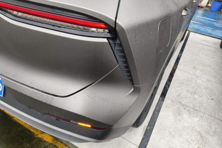 Used Venucia V 2023 260T Idol Edition Pro Right Rear Taillight