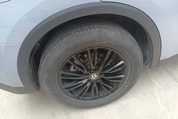 Used Venucia V 2023 260T Idol Edition Pro Right Rear Wheel Hub