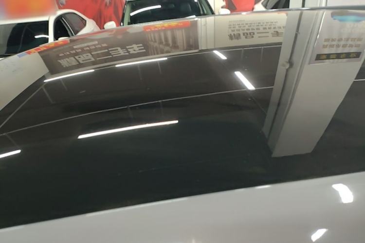 Used Venucia V 2023 260T Idol Edition Pro Roof