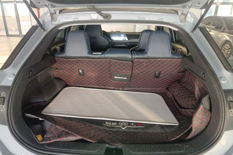 Used Venucia V 2023 260T Idol Edition Pro Trunk
